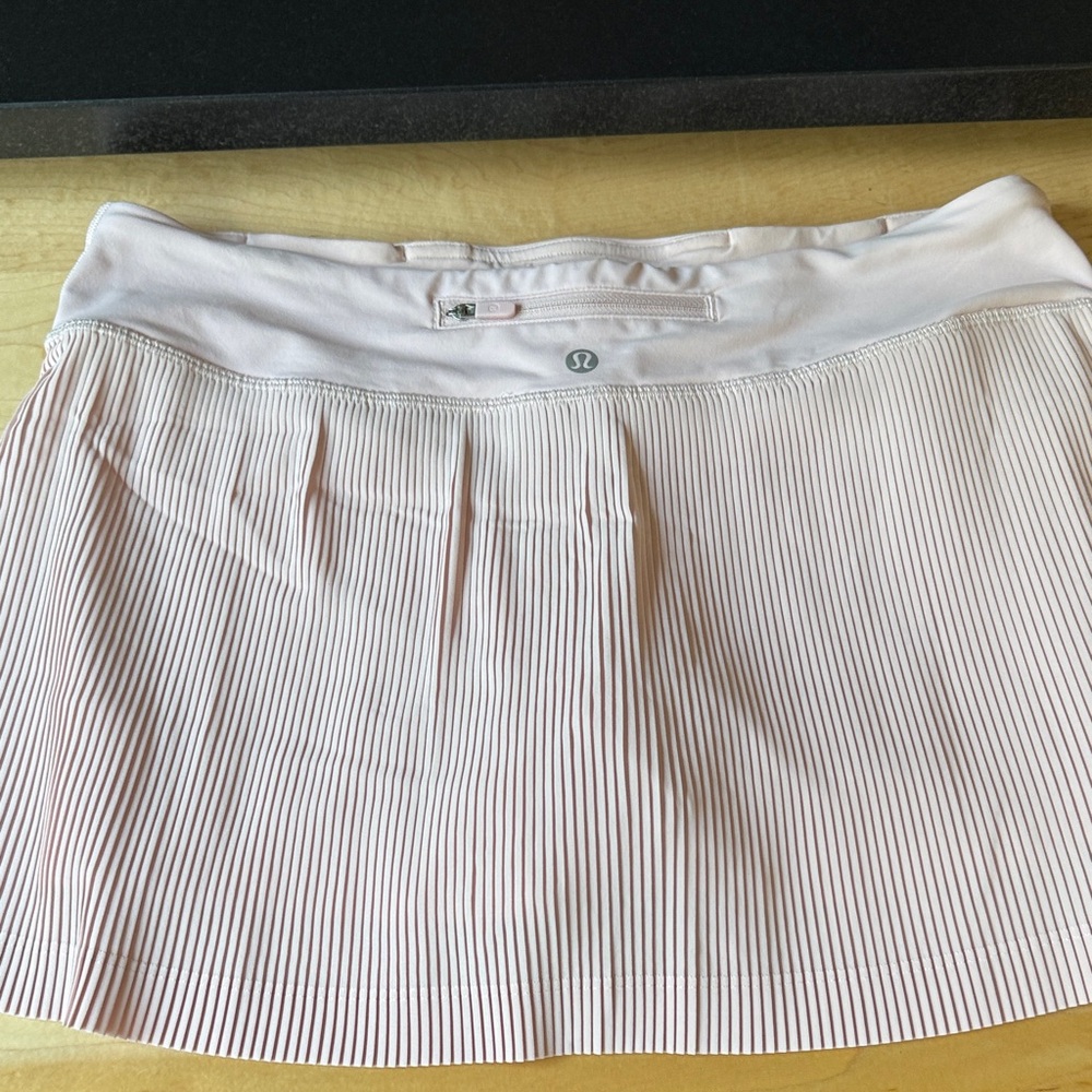 Lululemon Athletica Pleat to Street Skirt Flush Pink Size 8 - Picture 4 of 8